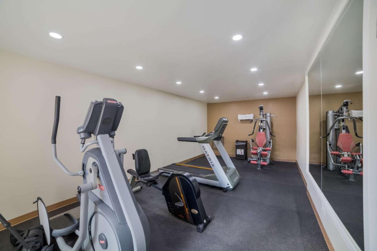 Quality Inn & Suites Goodyear - Phoenix West Ngoại thất bức ảnh